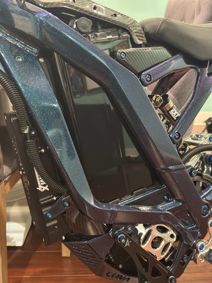 E-Bike "invisible" Vantablack Battery Wrap